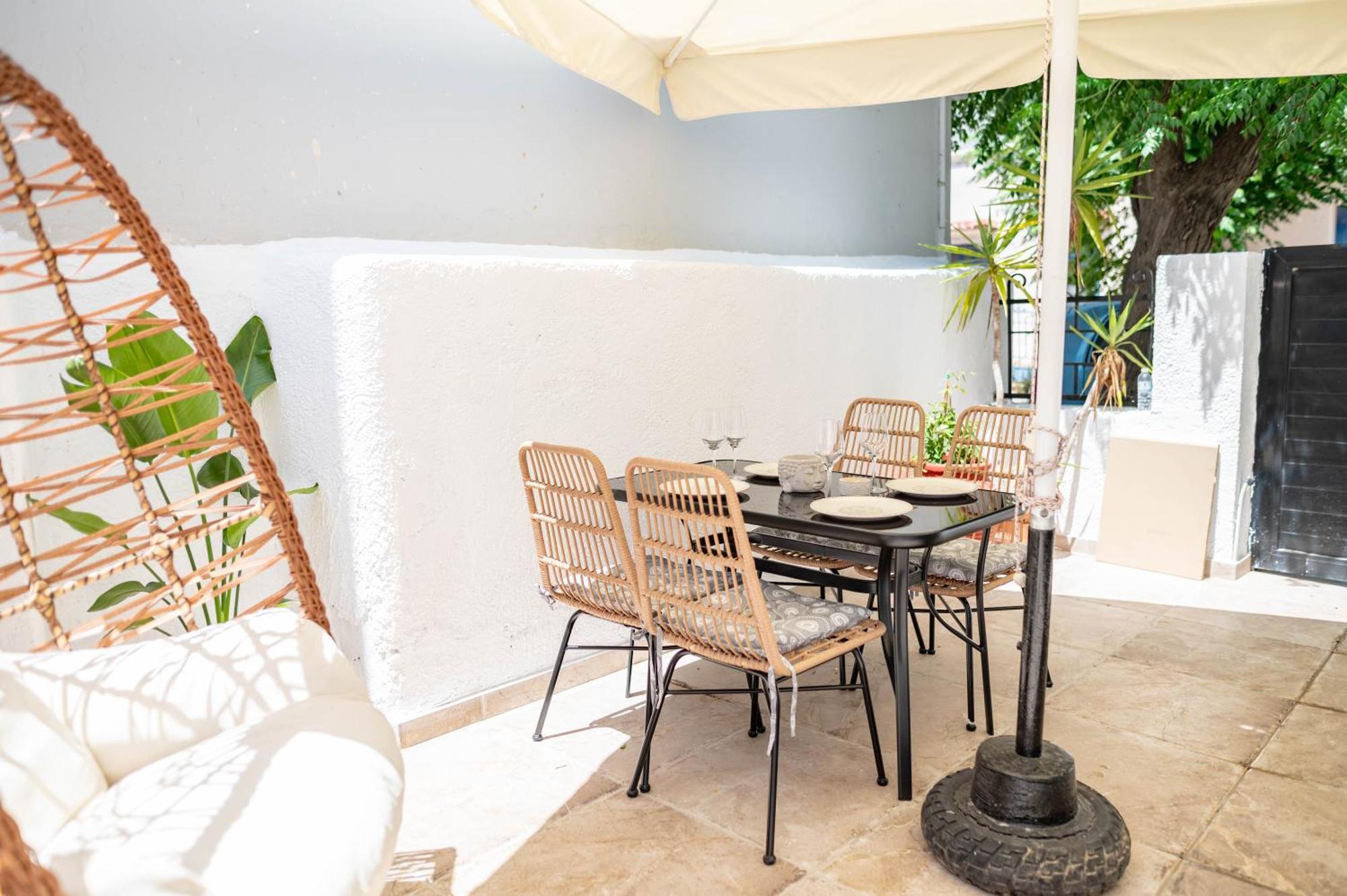 Kosnian City Suites B Екстериор снимка