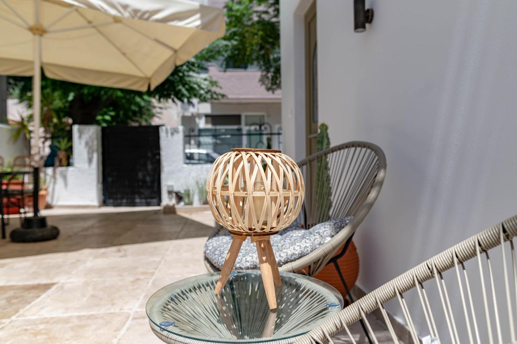 Kosnian City Suites B Екстериор снимка